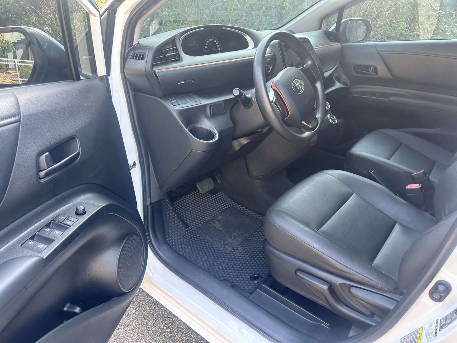 2020 Toyota Sienta 5人座經典